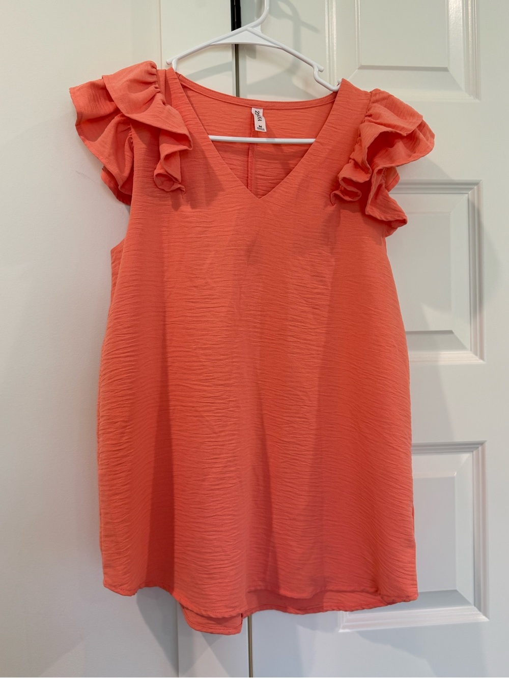 Zenana Outfitters Coral Scoop Neck Tank Top